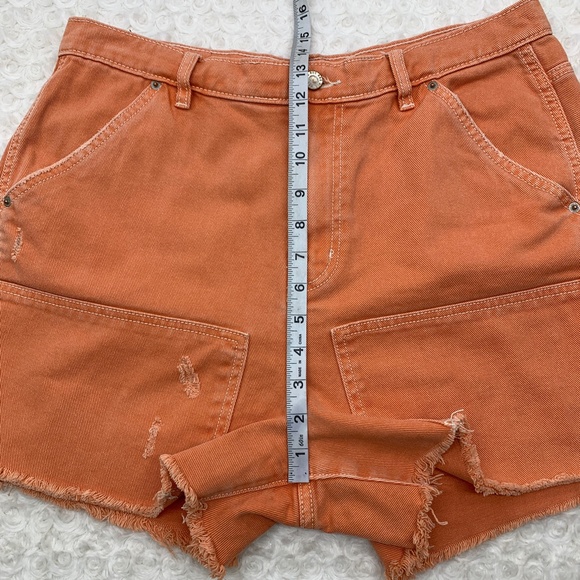 BDG Urban Outfitters Cut-Off Carpenter Shorts Washed Coral Sz 32 - Picture 11 of 12